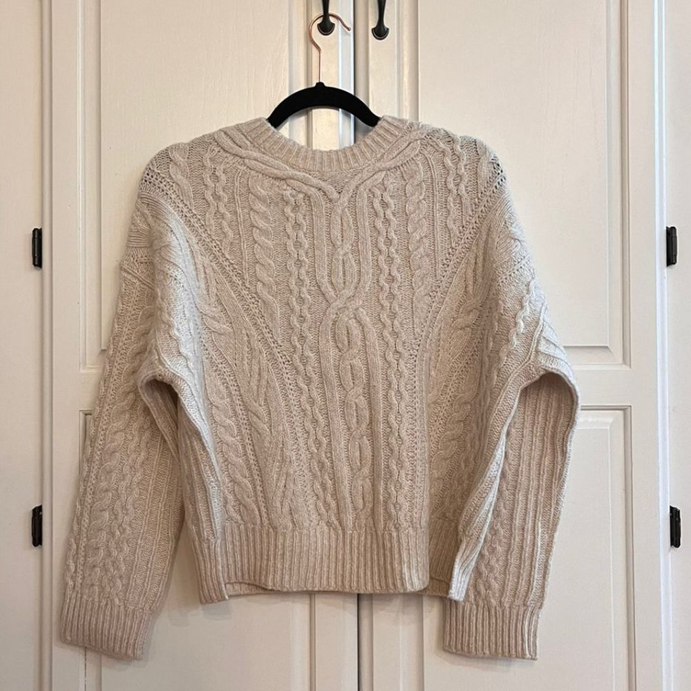 Vince Camuto Sweater